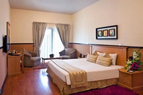 Landmark Plaza Hotel image 11