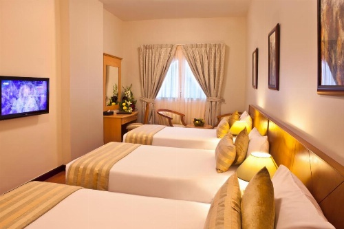 Landmark Plaza Hotel image 14