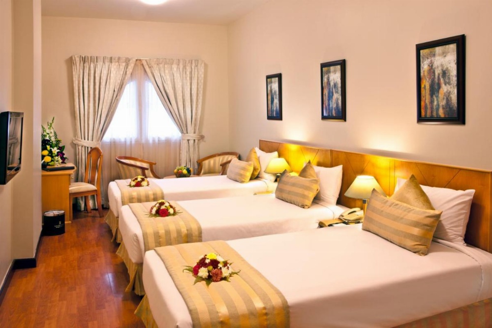 Room image 3