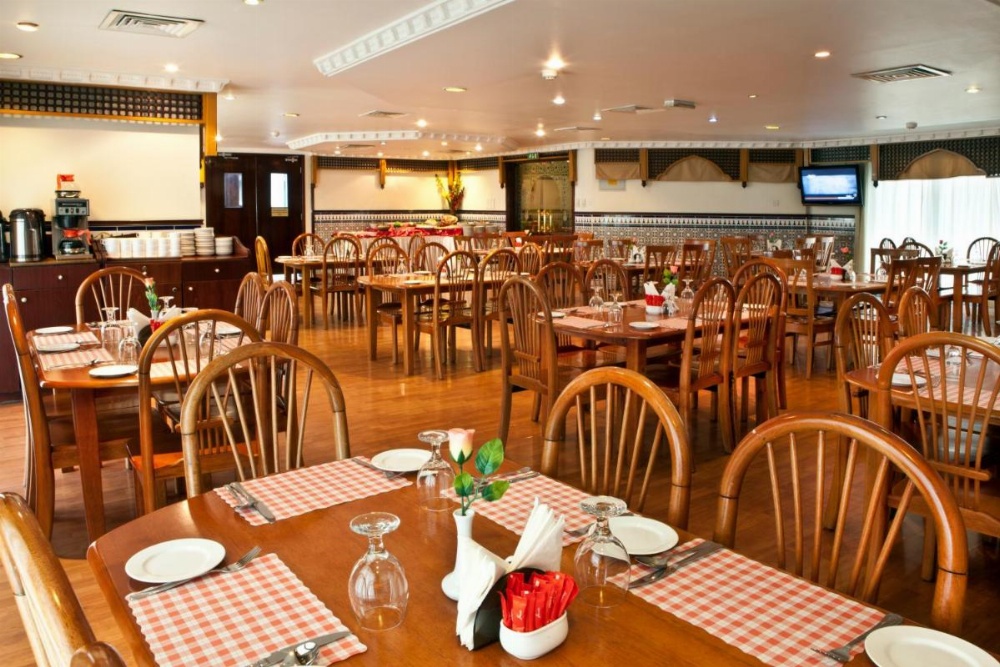 Landmark Plaza Hotel Image 20