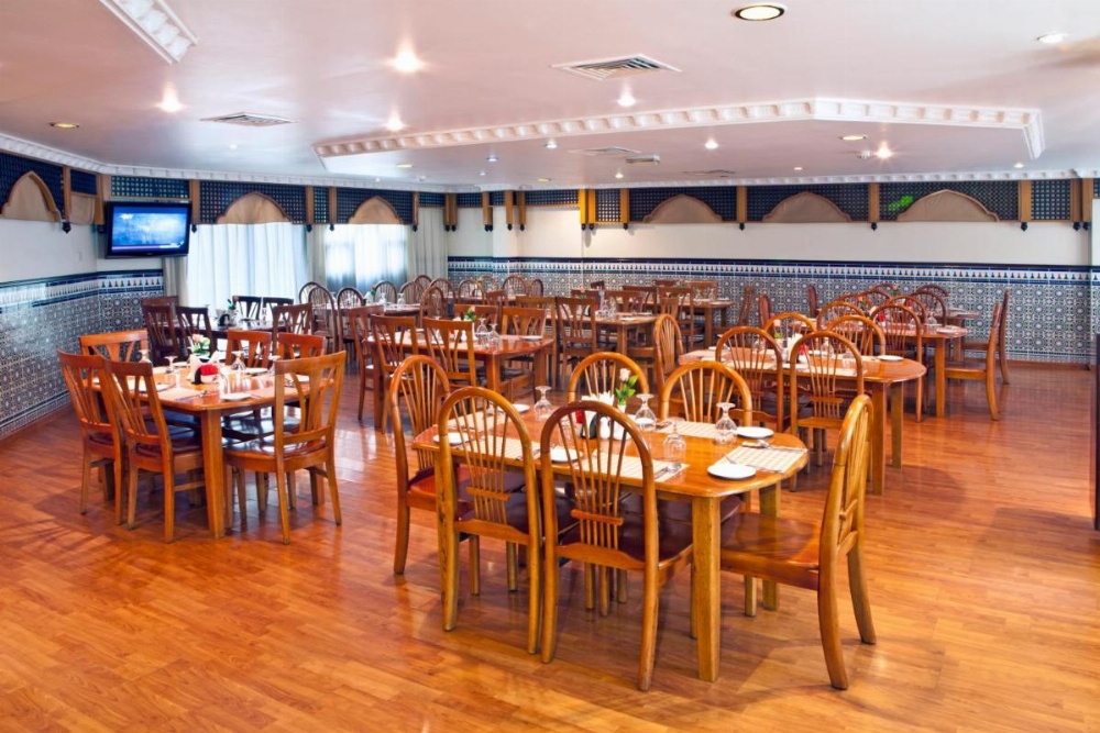 Landmark Plaza Hotel Image 21